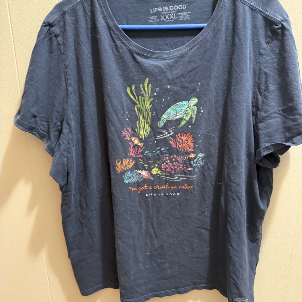 Life Is Good Gray Crusher Lite Tee